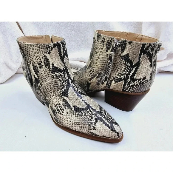 Sam Edelman Size 9.5M Womens Snake Print Leather Side Zip Block Heel Ankle Boots - Picture 16 of 16